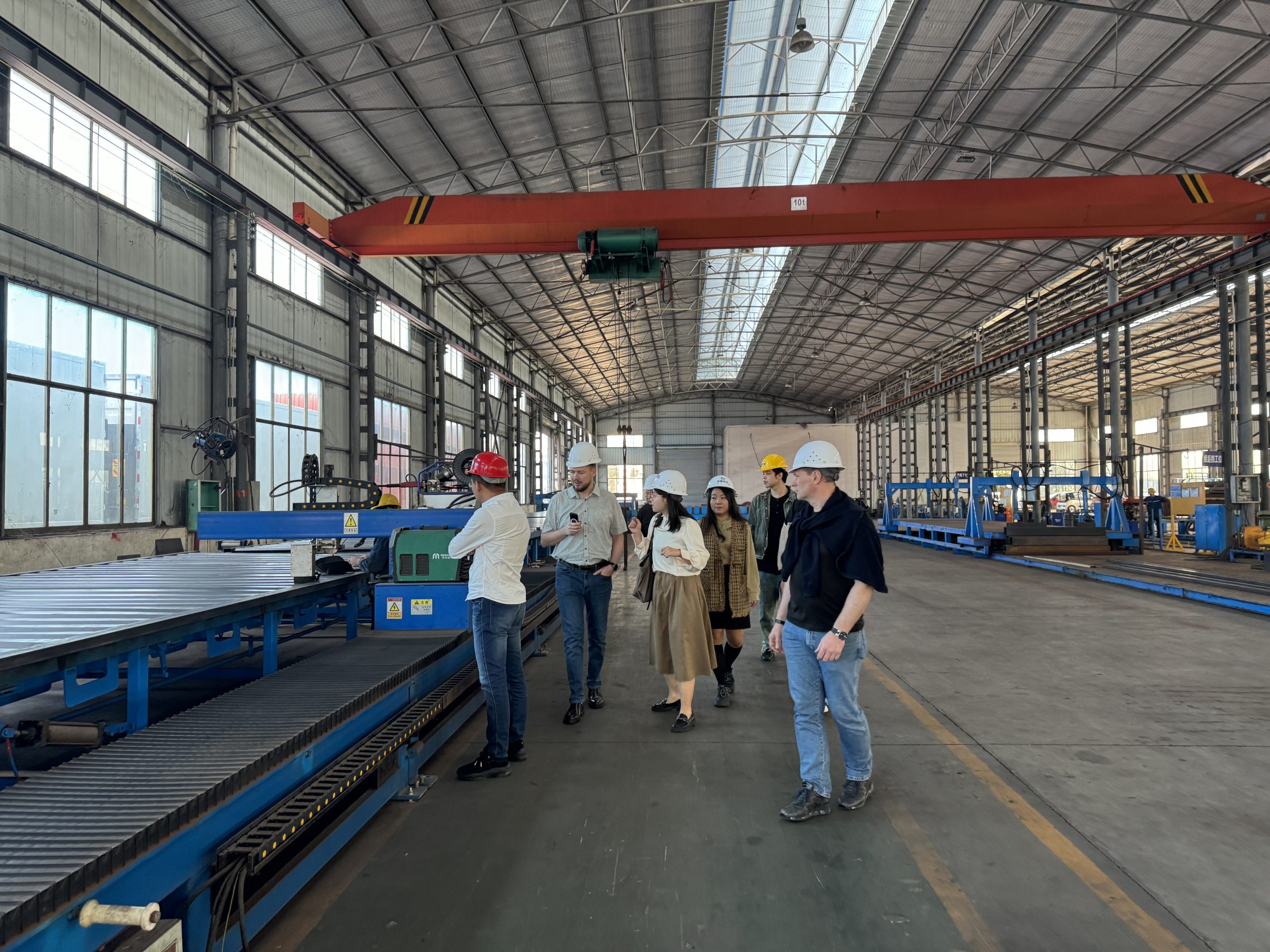 Russia Customer Visit Our Factory